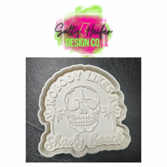 Shady beach mold