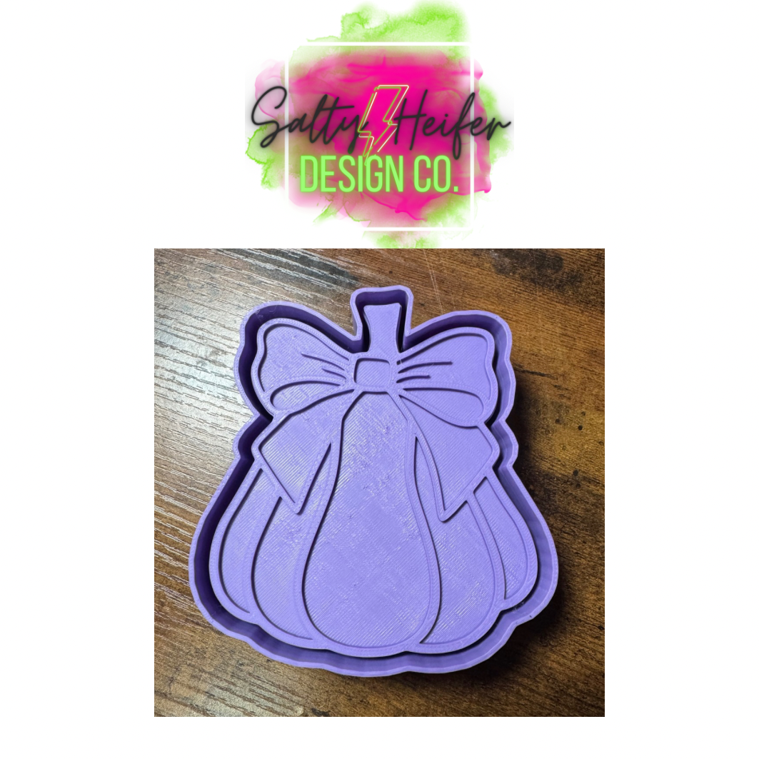 Tall bow pumpkin mold